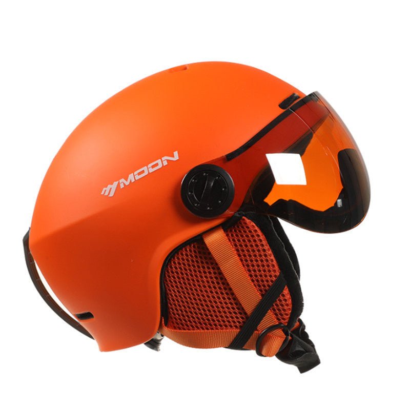 Moon Ski helmet with goggles - Vital